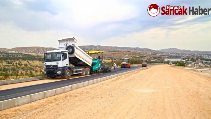 Necmettin Erbakan ve Alparslan Türkeş Bulvarı'ndaki Yol Çalışmalarında Sona Gelindi