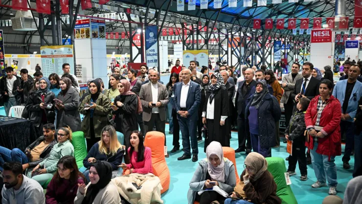 Şair ve Yazarlardan 11. Malatya Anadolu Kitap Ve Kültür Fuarına Övğü