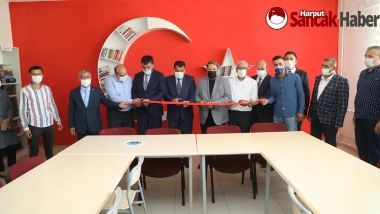 Şehit Hamit Fendoğlu Ortaokulu'na Kütüphane Açıldı