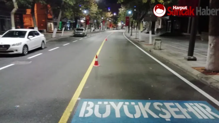 Sivas Caddesi'nde Yol Çizgi Çalışmaları Tamamlandı