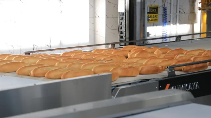 SOSYAL BELEDİYECİLİĞİN EN GÜZEL ÖRNEĞİ HALK EKMEK FABRİKASI