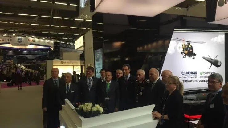  ŞUAY ALPAY PARİSTE DÜZENLENEN EUROSATORY 2106 SAVUNMA GÜVENLİK FUARINDA