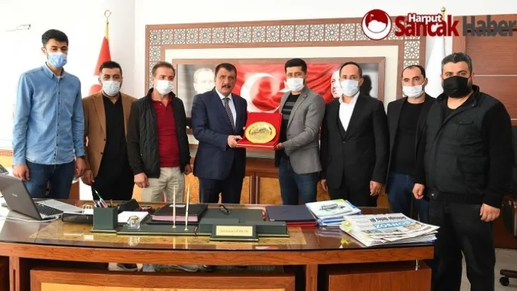 Sümer Park Esnaflarından Başkan Gürkan'a Teşekkür Ziyareti