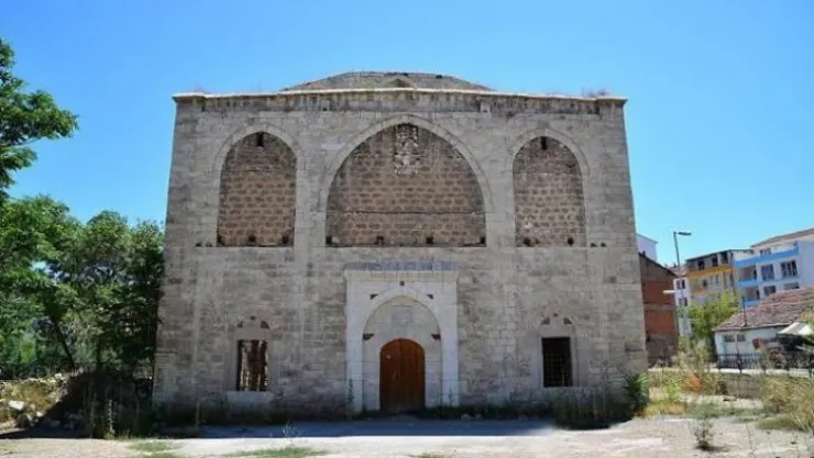 Tarihimizi Gelecek Nesillere Aktarmalıyız