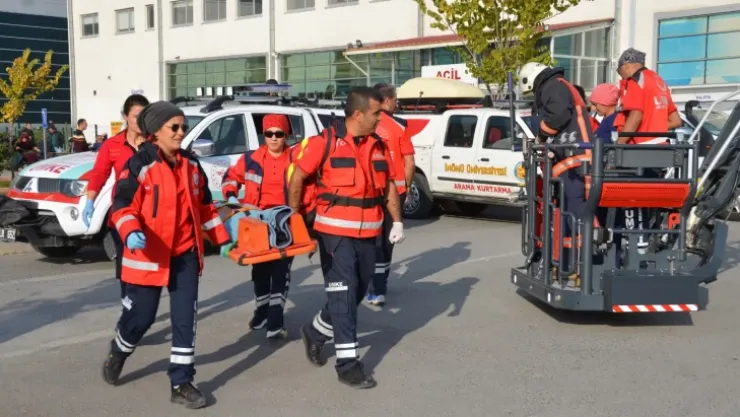 Tatbikatta kimyasal sızıntı başarıyla temizlendi