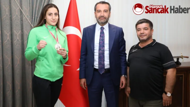 Türkiye Şampiyonu Boksörümüz Gizem Özer, Milli Takım Kampında