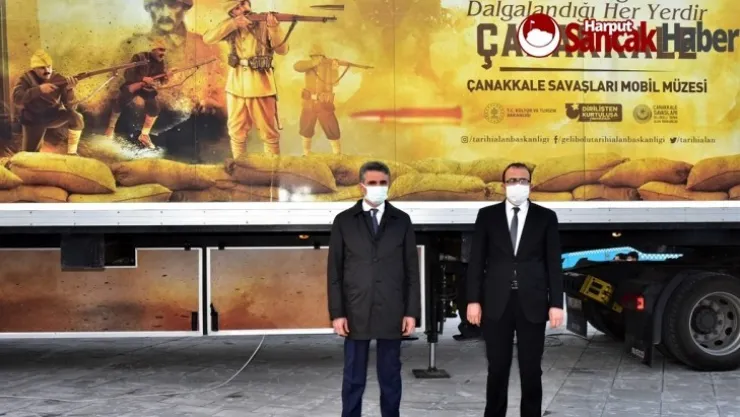 Vali Baruş, Çanakkale Savaşları Mobil Müzesini Ziyaret Etti