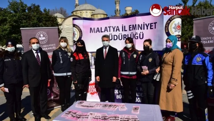 Vali Baruş KADES Standında İncelemelerde Bulundu