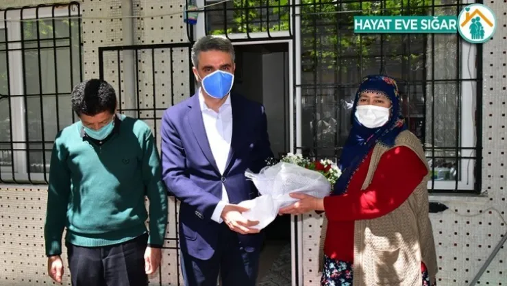 Vali Baruş Şehit Annelerinin ve Asırlık Çınarların Anneler Gününü Kutladı