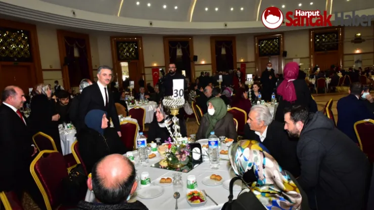Vali Baruş ve Eşi NagihanBaruş Şehit ve Gazi Aileleri ile Bir Araya Geldi