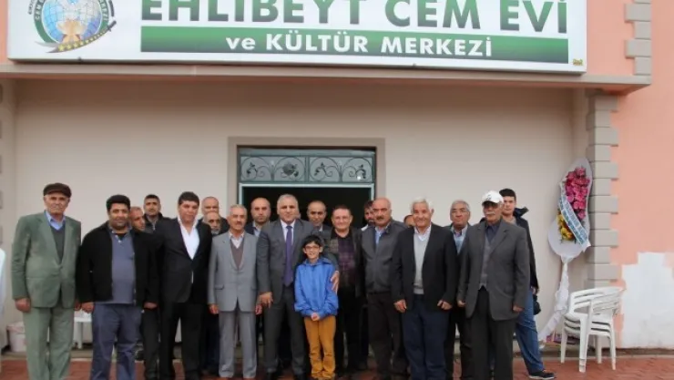 Vali Zorluoğlu'ndan Ehlibeyt Cemevi'ne Ziyaret