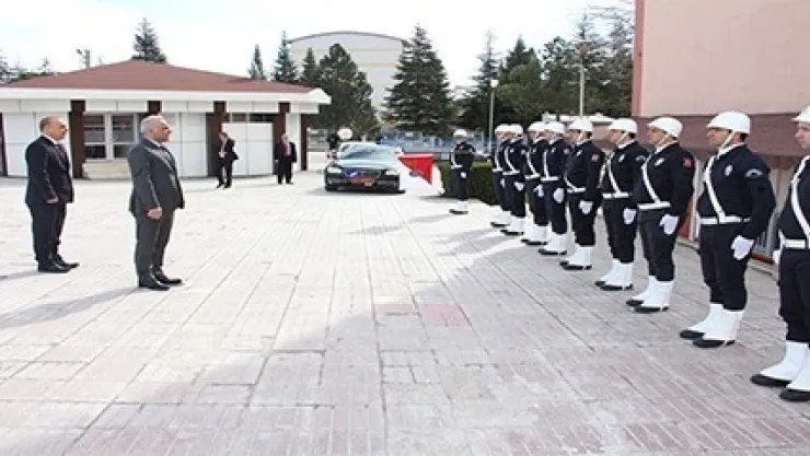 Valimiz Sayın Murat ZORLUOĞLU'ndan İl Emniyet Müdürlüğüne Ziyaret