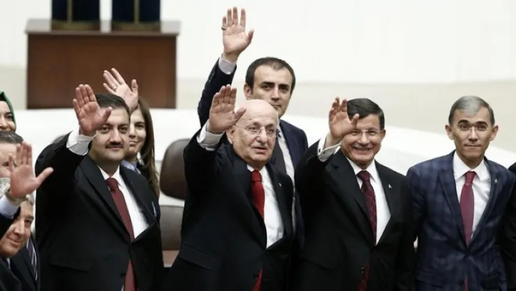 Yeni Meclis Başkanı İsmail Kahraman
