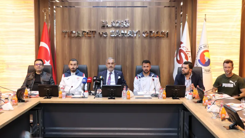 Başkan Alan 10 Milyon Tl'lik Çeki Elazığspora Takdim Etti