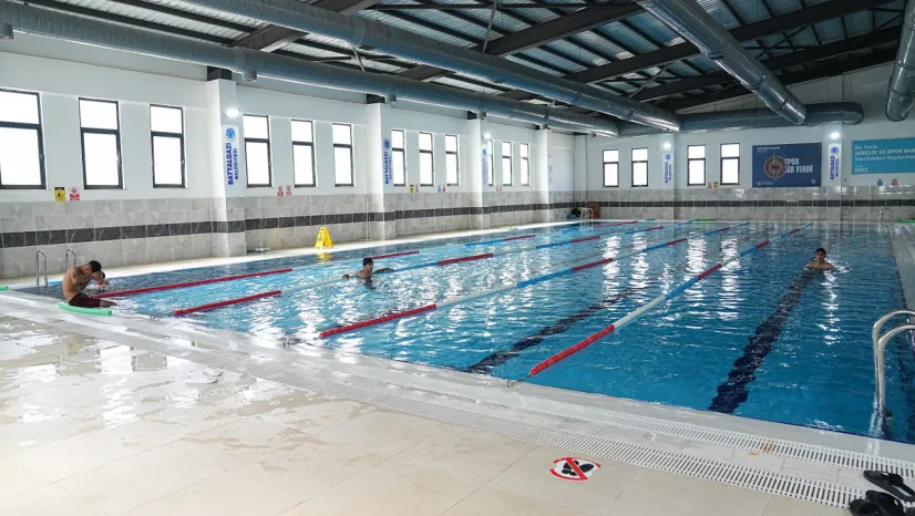 Battalgazi Belediyesi Yüzme Kurslarına Yoğun İlgi: Kontenjanlar Artırıldı