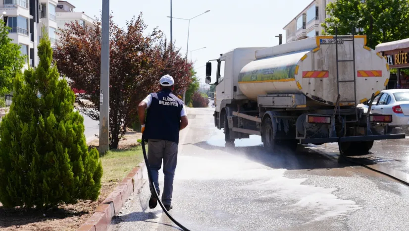 ELAZIĞ BELEDİYESİ'NDEN ATAŞEHİR MAHALLESİ'NDE KAPSAMLI TEMİZLİK ÇALIŞMASI