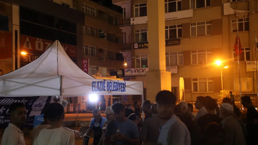 Elazığ Belediyesi'nden Kandil İkramı