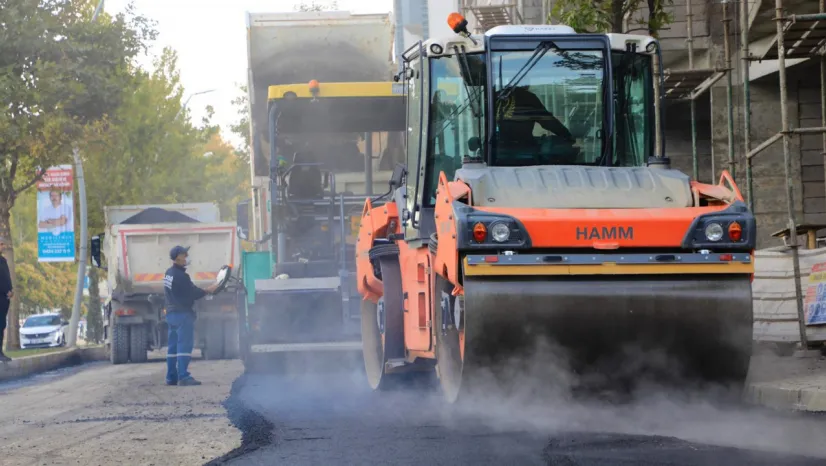 ELAZIĞ CADDESİ YENİLENİYOR