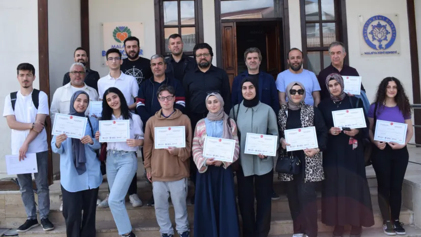 Malatya Kent Konseyi'nde Dijital Fotoğrafçılık Kursu Sertifika Programı Düzenlendi