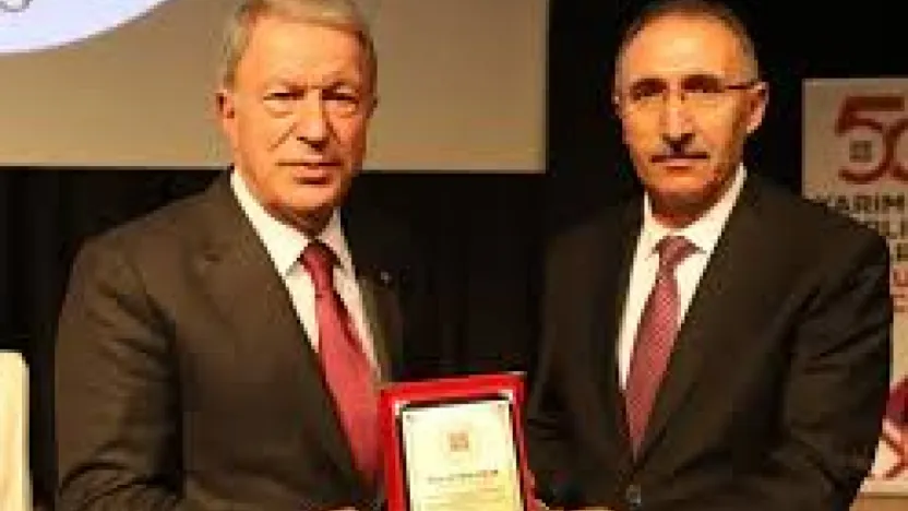 Akar, FÜ'de Düzenlenen 'Türkiye'nin Güvenlik Politikaları' Adlı Konferansa Katıldı