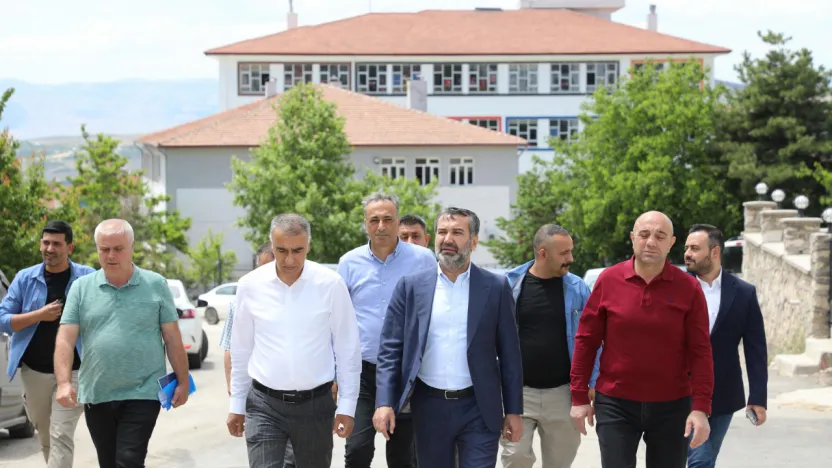 BAŞKAN ŞERİFOĞULLARI'NDAN, MAHALLELERE ZİYARET