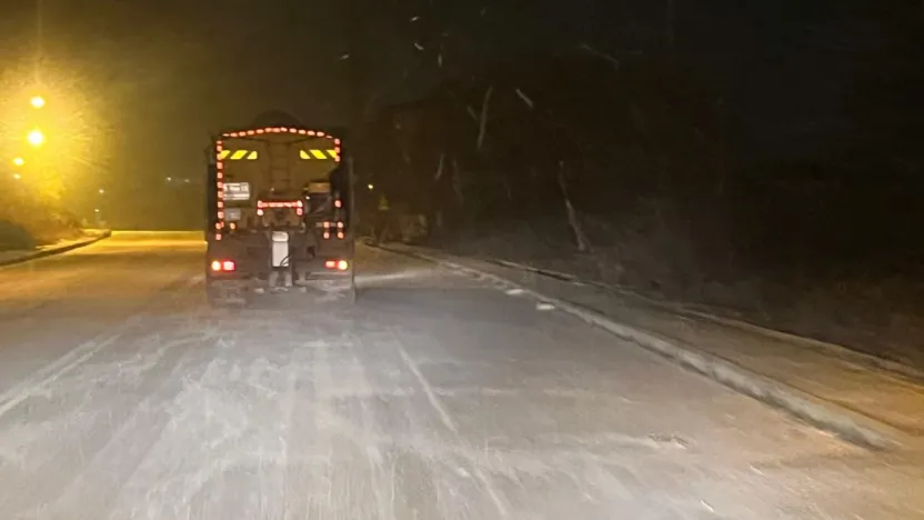Doğanşehir'de Kar Mesaisi: Başkan Bayram Talimatı Verdi, Ekipler Sahaya İndi
