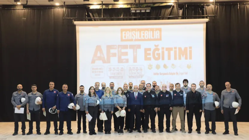EĞİTİMLERİ BAŞARI İLE TAMAMLAYAN ELBAK'A BELGELERİ TAKDİM EDİLDİ