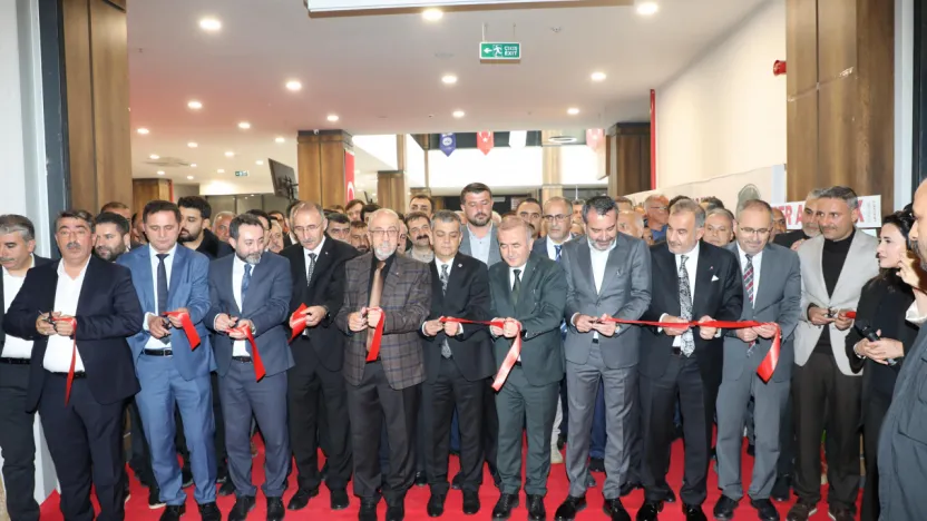 ELAZIĞ BELEDİYESİ'NİN DÜZENLEDİĞİ İNŞAAT FUARI'NIN AÇILIŞI GERÇEKLEŞTİRİLDİ