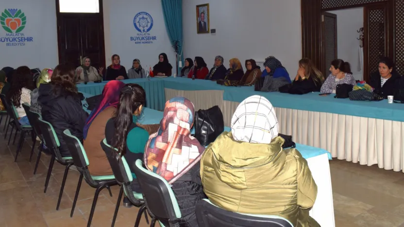 'İslam'da Kadının Yeri' Konulu Konferans Gerçekleştirildi