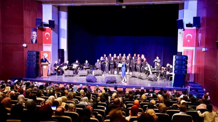 Kadın Korosunun 'Anneler Günü' Konseri, Büyük İlgi Gördü!
