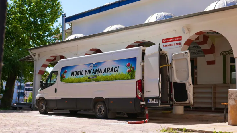 Kentin Dört Bir Yanında Temizlik Çalışmasına Devam Ediyor