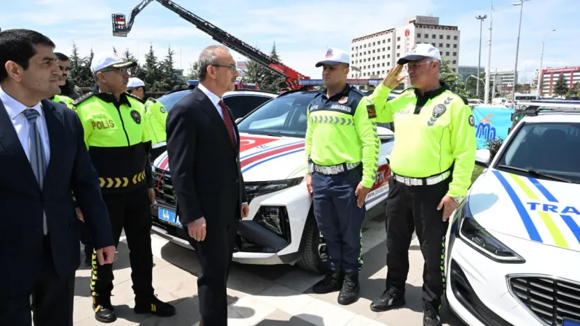 Vali Yavuz Karayolu Trafik Haftası Etkinliğine Katıldı