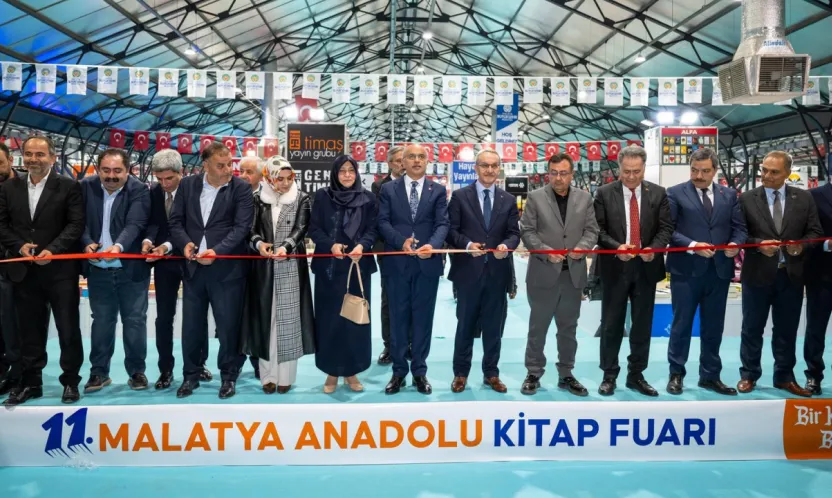 11.  Malatya Anadolu Kitap Ve Kültür Fuarı Kitapseverlere Kapılarını Açtı