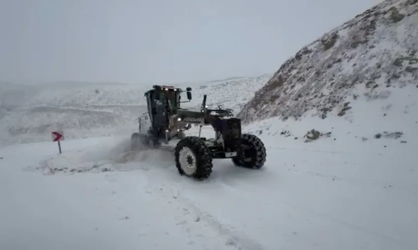149 Mahallede Yol Açma Çalışmaları Devam Ediyor
