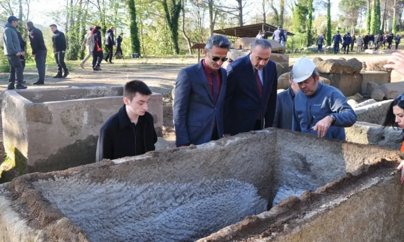 BARÜ Arkeolojik Çalışmalarıyla da Dikkatleri Çekiyor