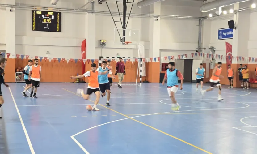 Battalgazi'de 29 Ekim Cumhuriyet Kupası Futsal Turnuvası Tamamlandı