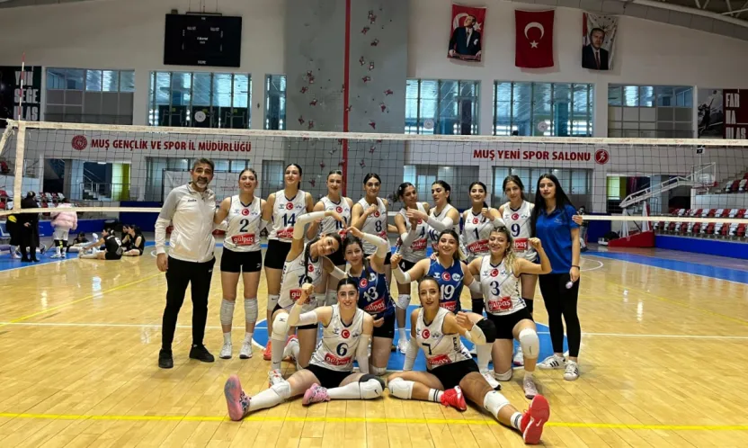 ELAZIĞ BELEDİYESPOR KADIN VOLEYBOL TAKIMI, MUŞ DEPLASMANINDAN GALİBİYETLE AYRILDI