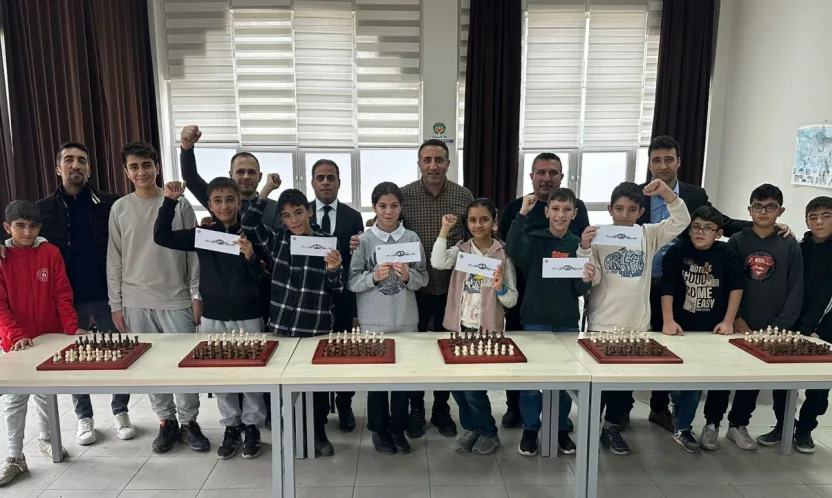 Gençler Kernek Küliyesi'nde Kıyasıya Yarıştı