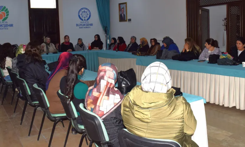 'İslam'da Kadının Yeri' Konulu Konferans Gerçekleştirildi