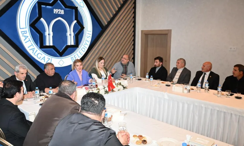 Ölmeztoprak: Malatya'mız İçin Çözüm ve Takip İçerisindeyiz