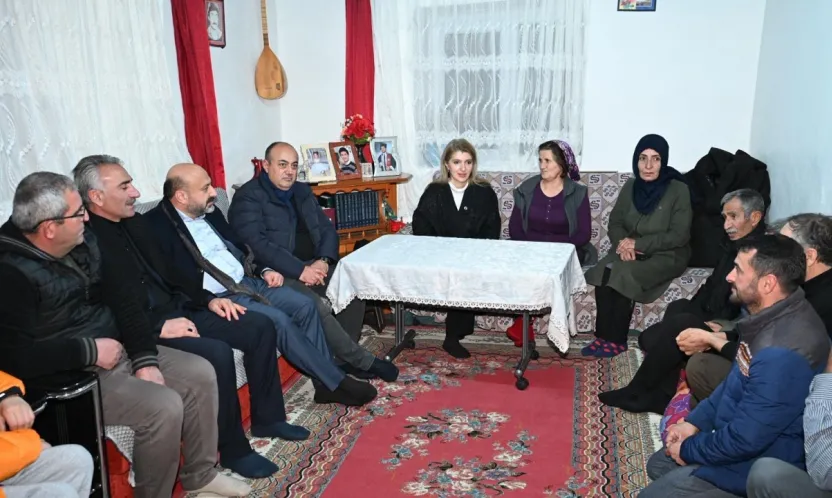 Ölmeztoprak: Malatya'mızda Siyaset İstişareyle Güçlenir, Gönüllere Dokunarak Büyür