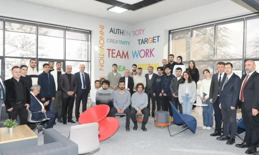 Prof. Dr. Yasemin Açık Ar-Ge Merkezi İl Yöneticileri Tarafindan Ziyaret Edildi