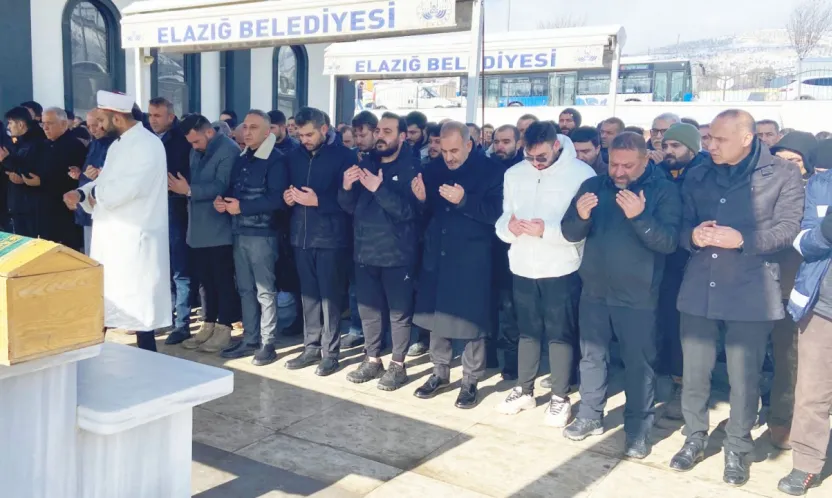 Sevilen İş İnsanı Çiçekçi Ebediyete Uğurlandı